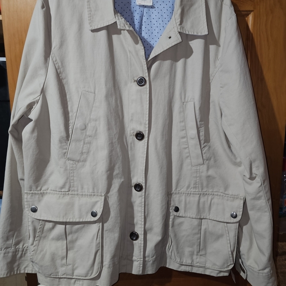 GAP Cream Button-Up Jacket - Picture 1 of 7